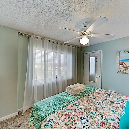 אורנג' ביץ' Beach-View Tradewinds Retreat, Beachside Pool Condo מראה חיצוני תמונה